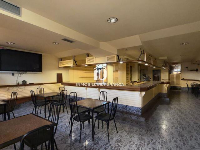 Local comercial en venta. LAREDO