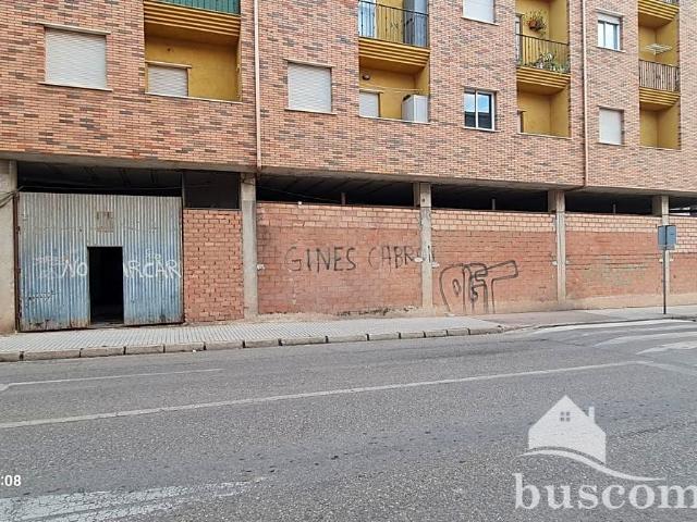 Local comercial en venta Linares