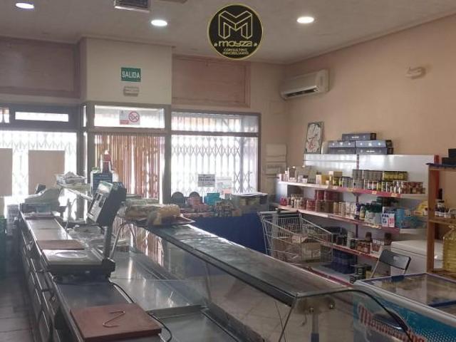 Local comercial en venta Linares