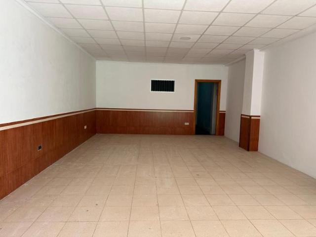 Local comercial en venta Llíria