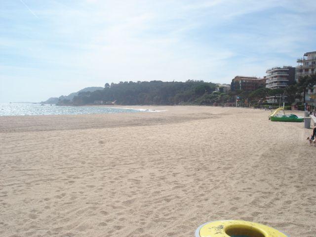 Local comercial en venta. LLORET DE MAR