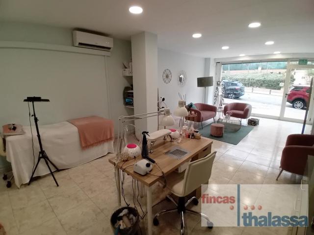 Local comercial en venta. LLORET DE MAR
