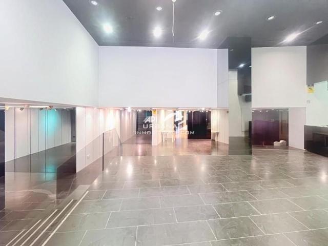 Local comercial en venta Lucena