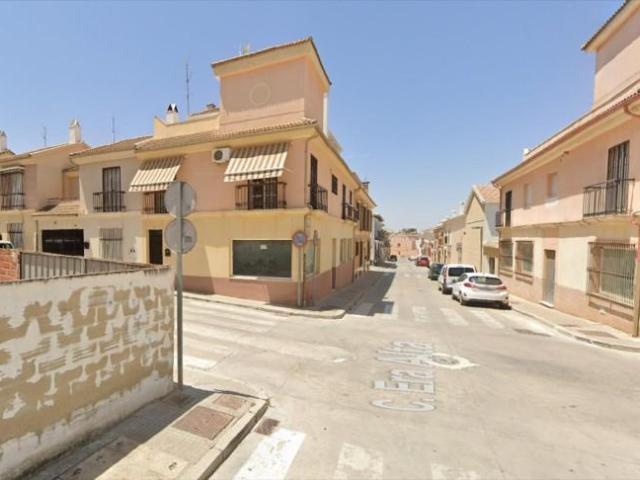 Local comercial en venta Lucena