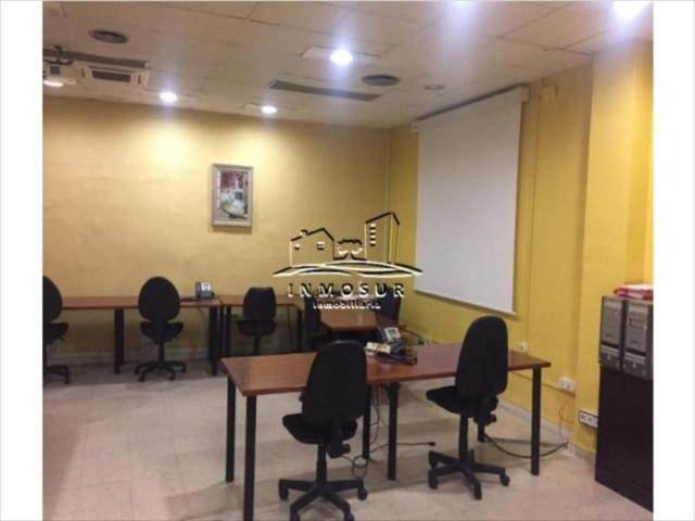 Local comercial en venta Lucena