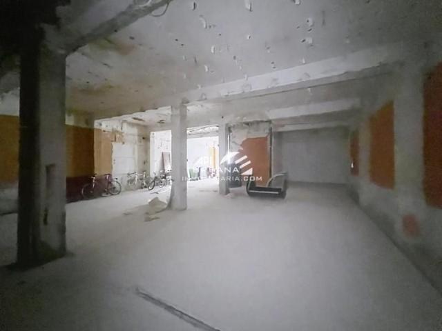 Local comercial en venta Lucena