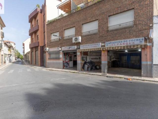 Local comercial en venta Maracena