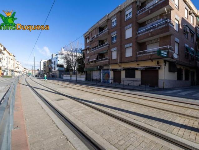 Local comercial en venta Maracena