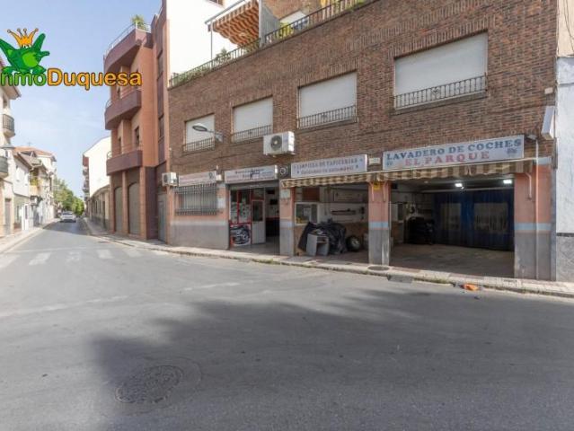Local comercial en venta Maracena