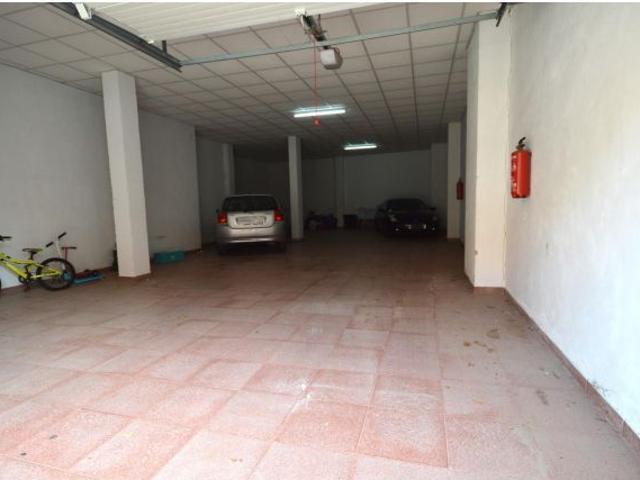 LOCAL COMERCIAL EN VENTA, MEDIA SALA