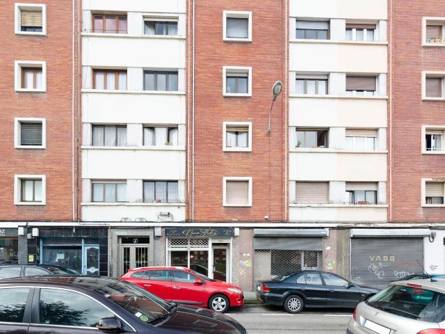 Local Comercial en venta, Mieres, Asturias