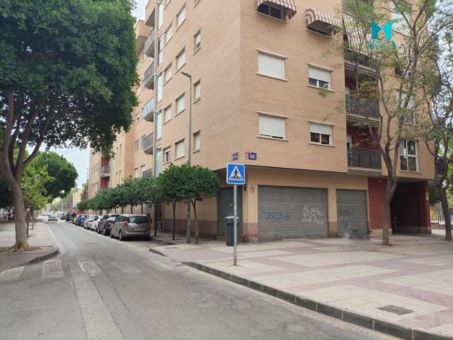Local comercial en venta Murcia