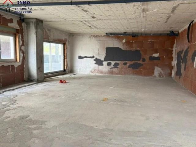 Local comercial en venta Narón