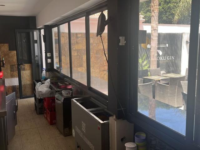 Local comercial en venta Nerja