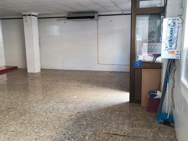 Local comercial en venta Nerja