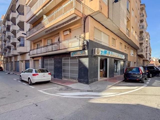 Local comercial en venta Santa Pola
