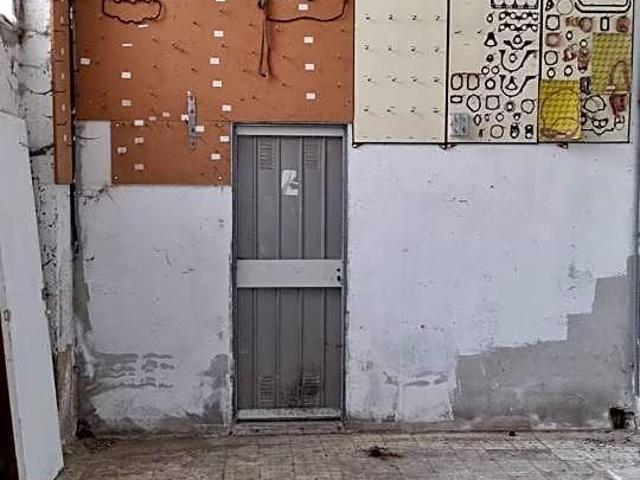 Local comercial en venta Santander