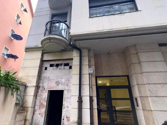 Local comercial en venta Santander
