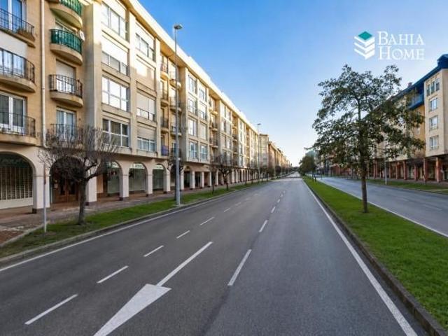 Local comercial en venta Santander