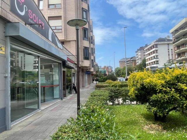 Local comercial en venta Santander