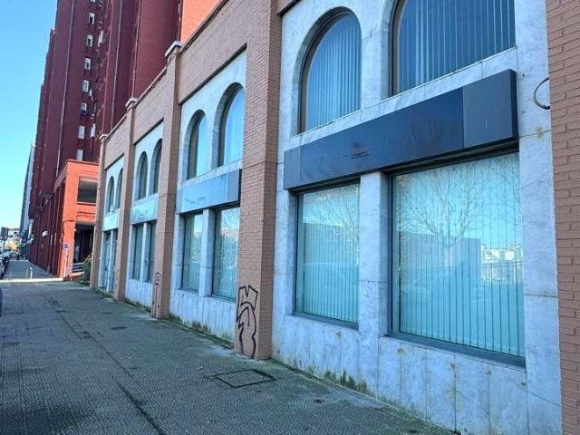 Local comercial en venta Santander