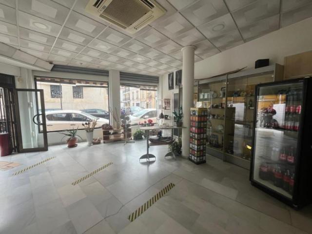 Local comercial en venta Sevilla