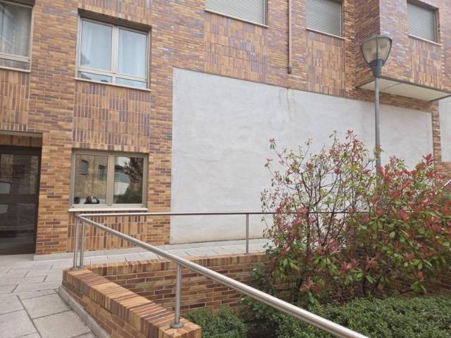 Local comercial en venta Segovia