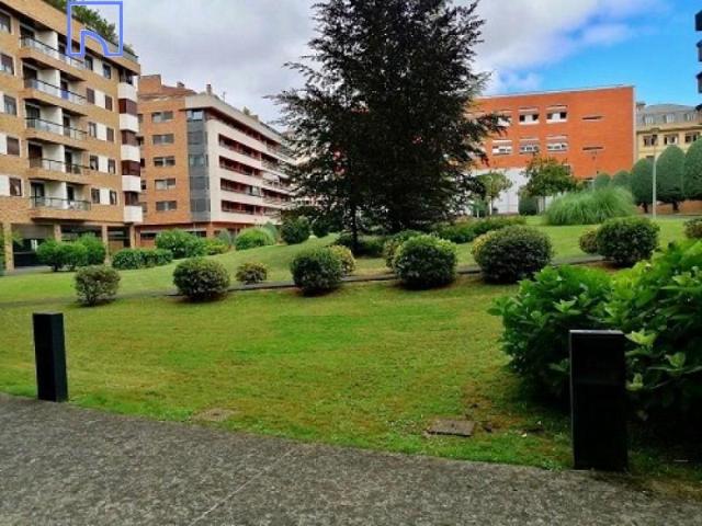 Local comercial en venta Pamplona