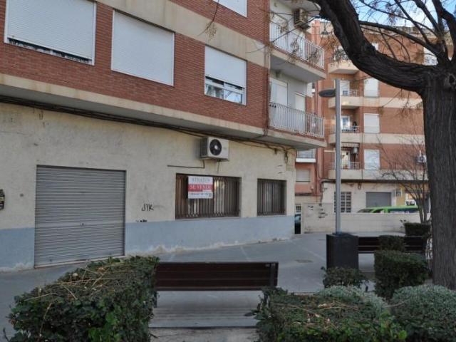 Local comercial en venta Petrer