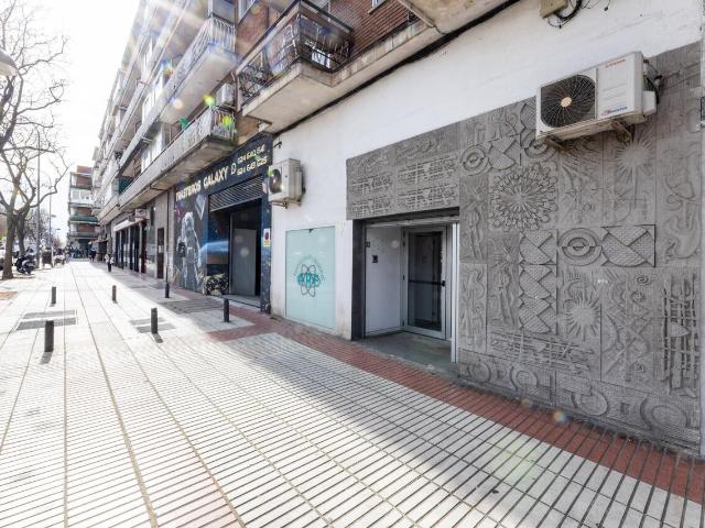 Local Comercial en venta, Puente de Vallecas Palomeras Sureste, Madrid