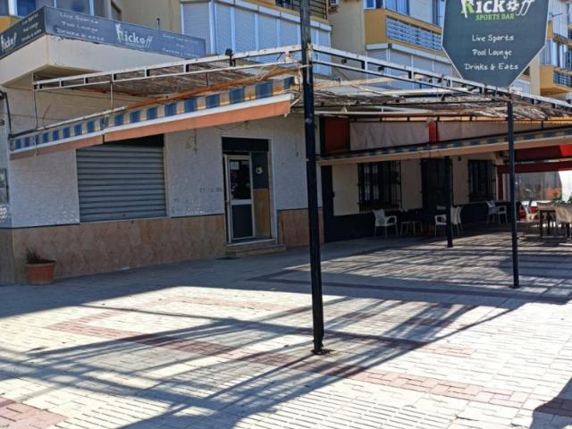 Local comercial en venta Torre del Mar