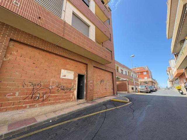 Local comercial en venta Torreagüera