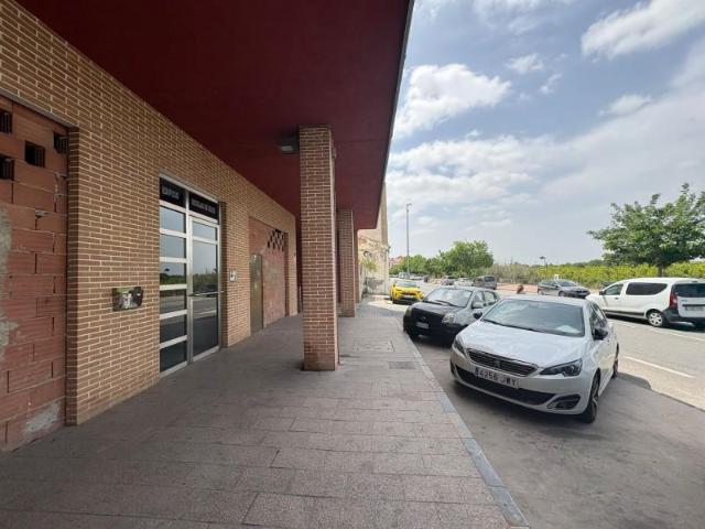Local comercial en venta Torreagüera