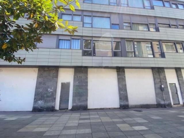 Local comercial en venta Torrelavega