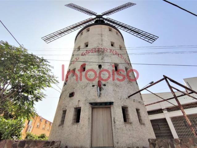 Local comercial en venta Valdepeñas