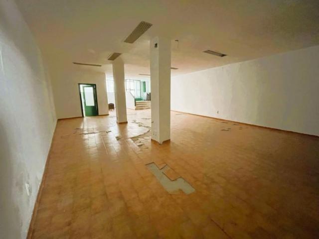 Local comercial en venta Valdepeñas