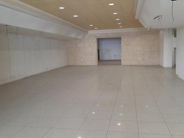 Local comercial en venta Valdepeñas
