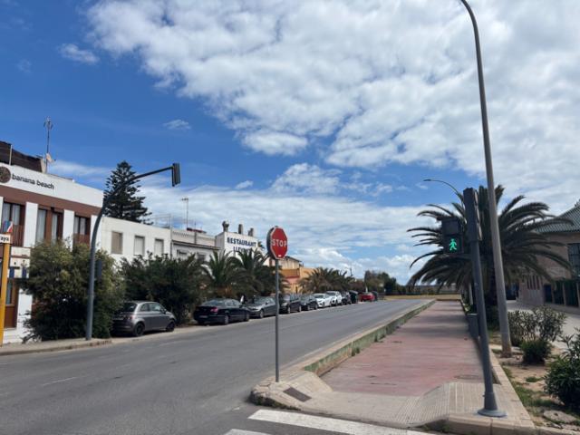 Local comercial en venta. VALENCIA