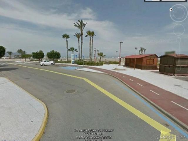 Local comercial en venta Vera