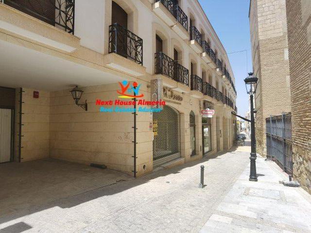 Local comercial en venta Vera