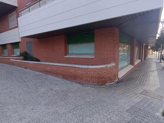 Local comercial en venta Vilanova i la Geltrú