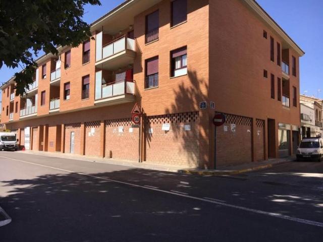 Local comercial en venta Zuera
