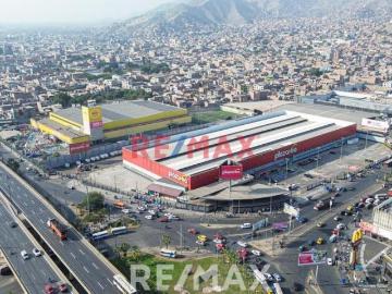 Local comercial en zona de alto flujo comercial | Los Olivos