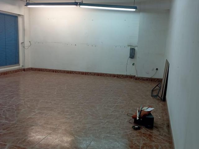 LOCAL COMERCIAL EN ZONA EL PILAR