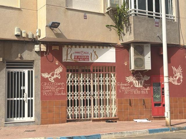 Local comercial en zona estratégica – Los Alcázares