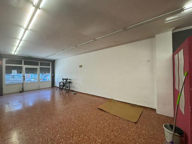 LOCAL COMERCIAL EN ZONA MUY CONCURRIDA