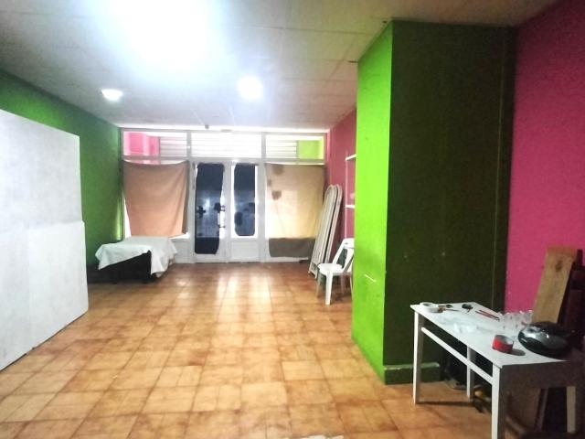 Local comercial en zona San José Ontinyent