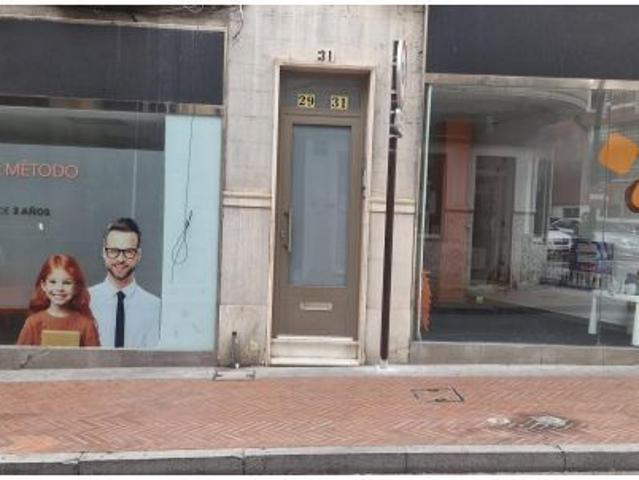 LOCAL COMERCIAL ESQUINA EN CENTRO