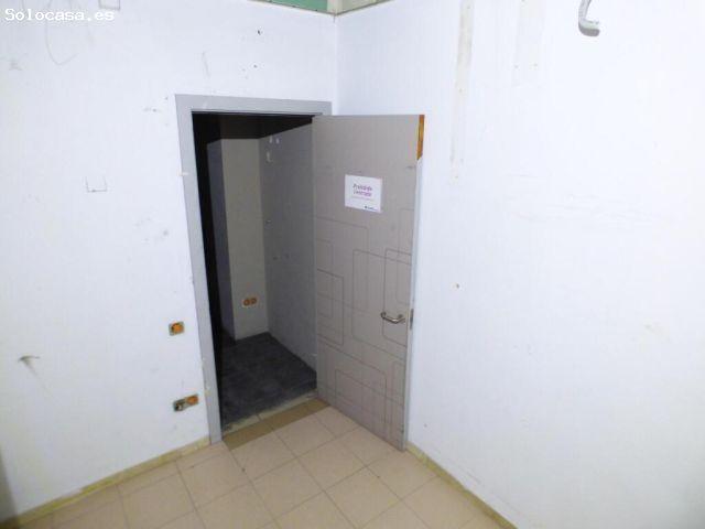 ? LOCAL COMERCIAL ESQUINERO EN VENTA – PLAÇA CATALUNYA, MANRESA – IDEAL PARA SUPERMERCADO