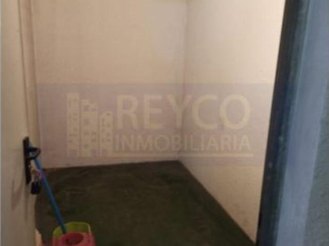 Local comercial habilitado para carnicería en Monforte de Lemos